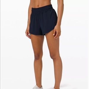 NWT Lululemon Track That High-Rise Short, 3”, Lined